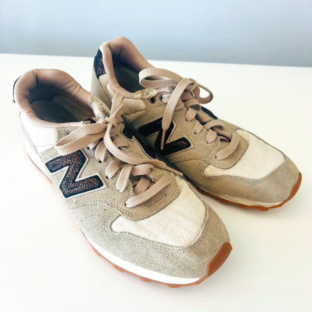New Balance Women's WL696NTC Tan Bronze Sparkle Classic Runner 7.5/US